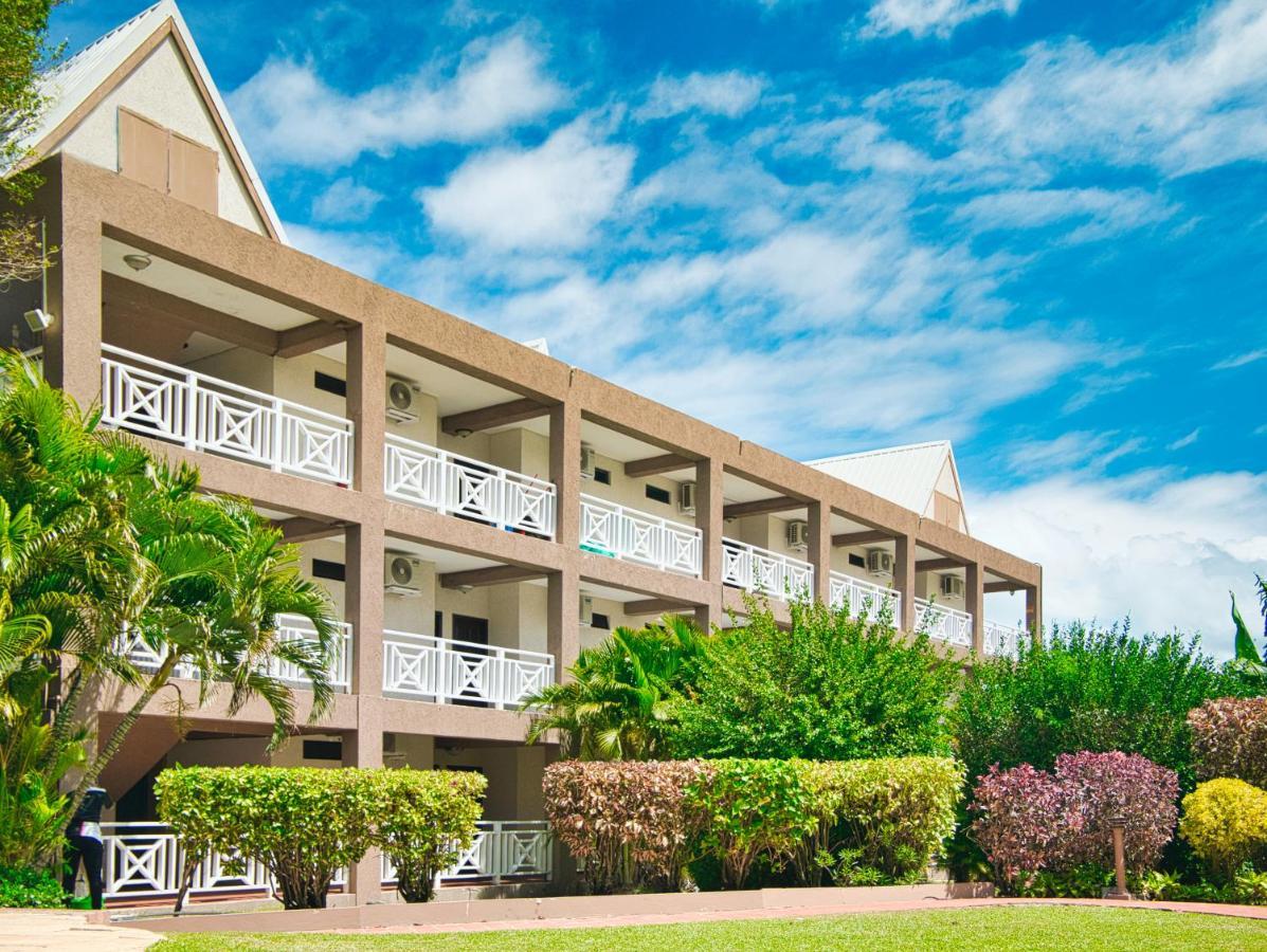 Tropikist Beach Hotel And Resort Crown Point Bagian luar foto
