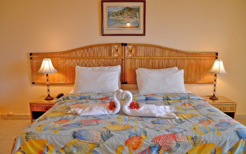 Tropikist Beach Hotel And Resort Crown Point Bagian luar foto