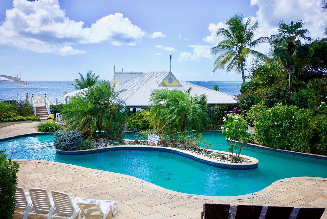 Tropikist Beach Hotel And Resort Crown Point Bagian luar foto