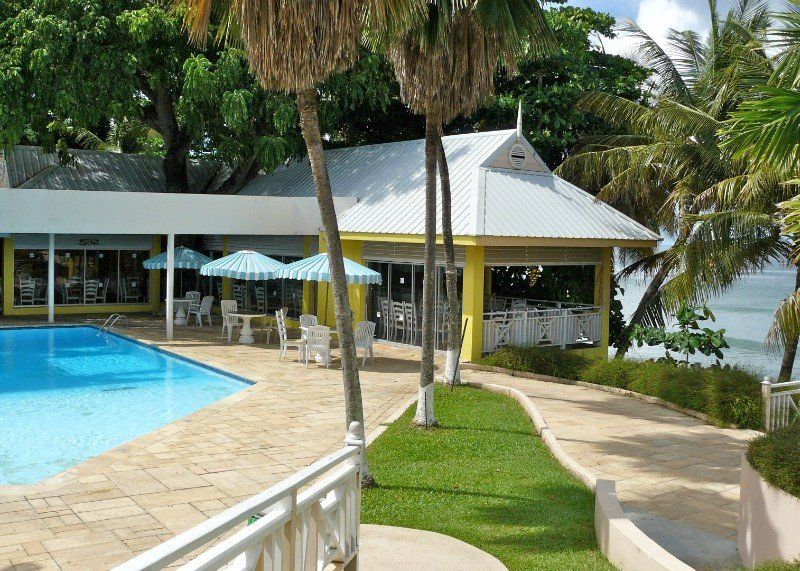 Tropikist Beach Hotel And Resort Crown Point Bagian luar foto